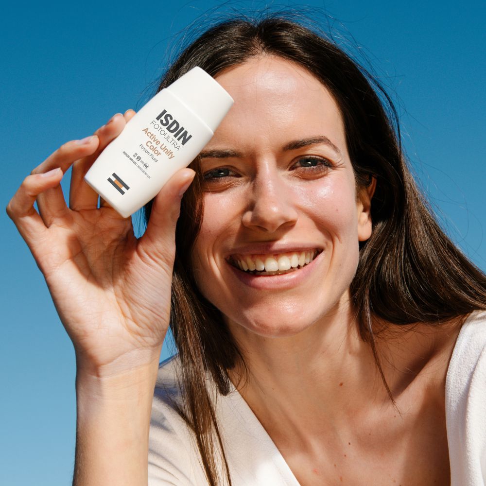 ISDIN Clareador Facial Foto Ultra Active Unify Color FPS 99 - 50ml — imagem 3 | Drogaria Taveira