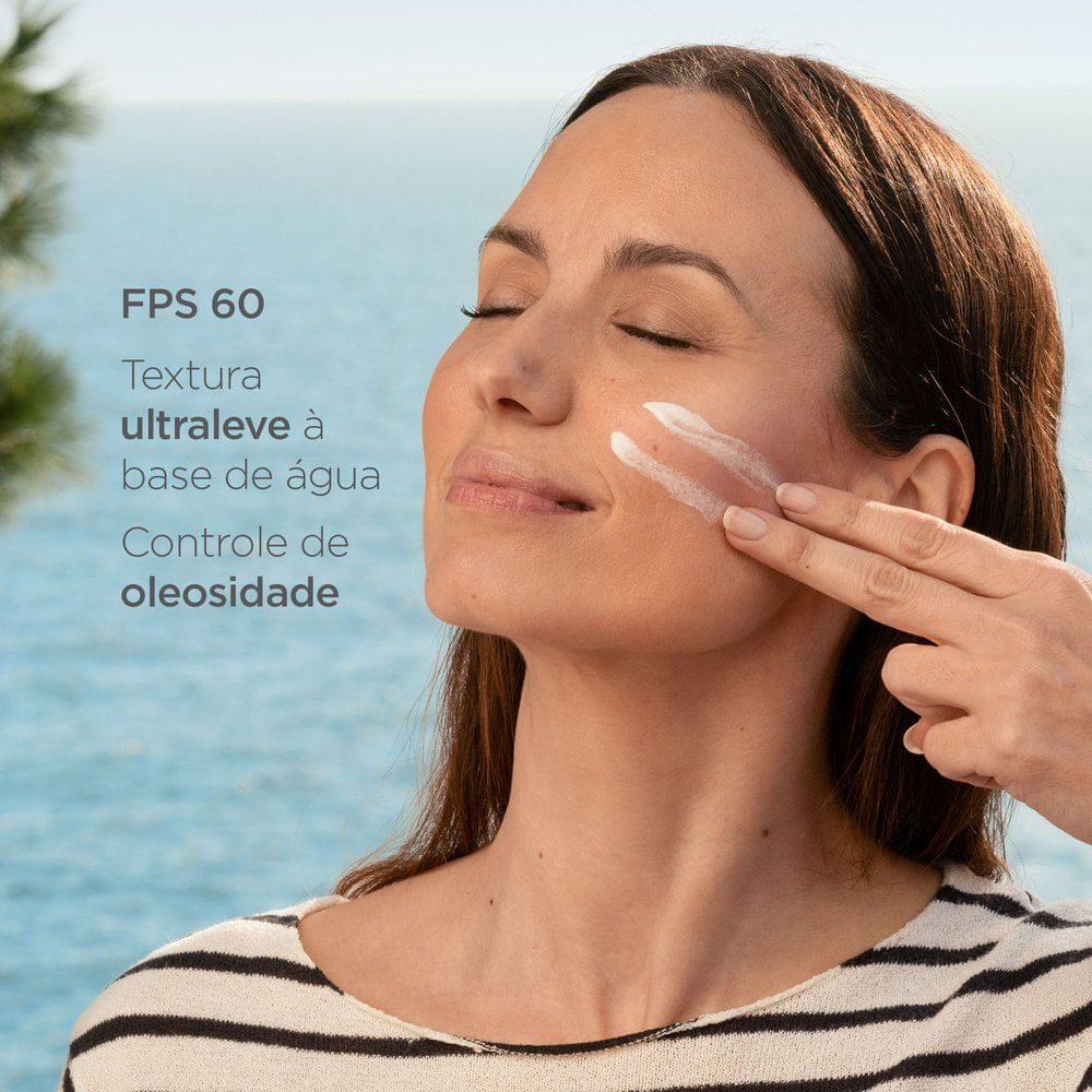 ISDIN Protetor Solar Facial Fusion Water 5 Stars Sem Cor FPS 60 - 50ml — imagem 3 | Drogaria Taveira