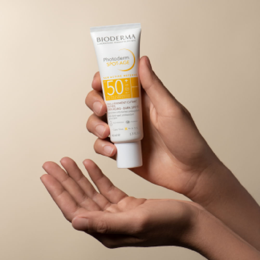 Protetor Solar Facial Bioderma Photoderm Spot Age FPS50+ Anti-idade Anti-marcas 40ml — imagem 3 | Drogaria Taveira